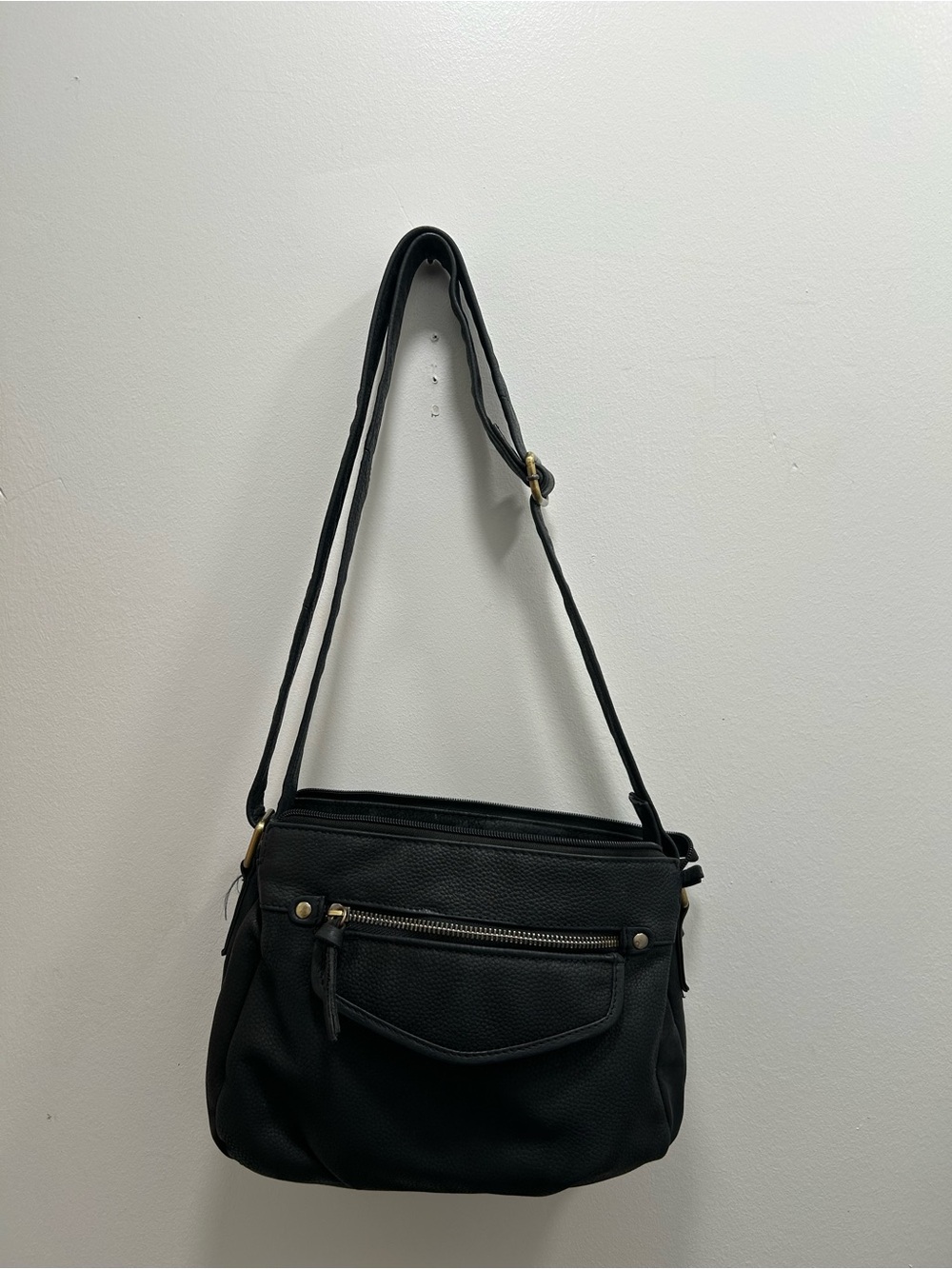 Genuine American Leather Works Black Pebbled Zip Shoulder Bag Inner Pockets